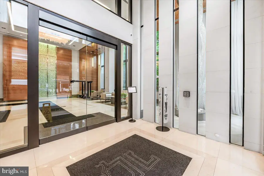 4901 Hampden Ln #2c, Bethesda, MD 20814 - #3