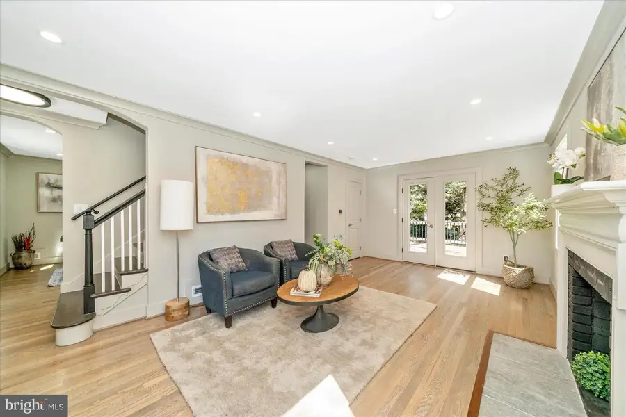 10405 Inwood Ave, Silver Spring, MD 20902 - #2