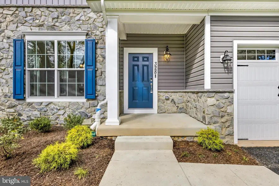 328 Ridge Rd, Washington Grove, MD 20880 - #3