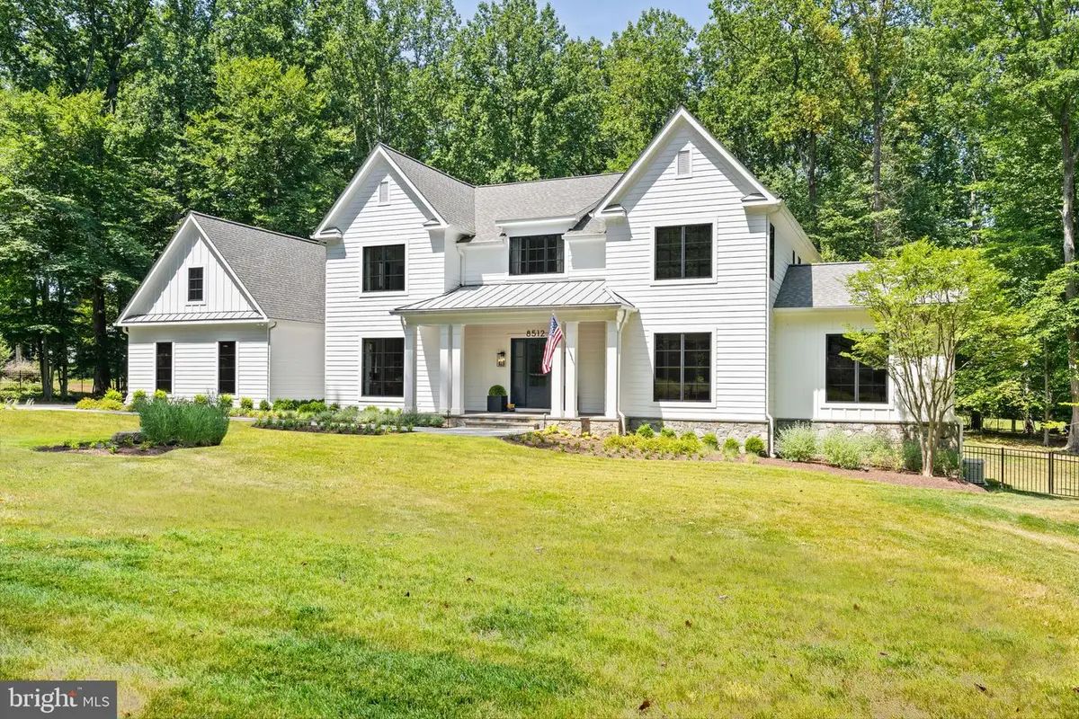 8512 Horseshoe Ln, Potomac, MD 20854 - #1