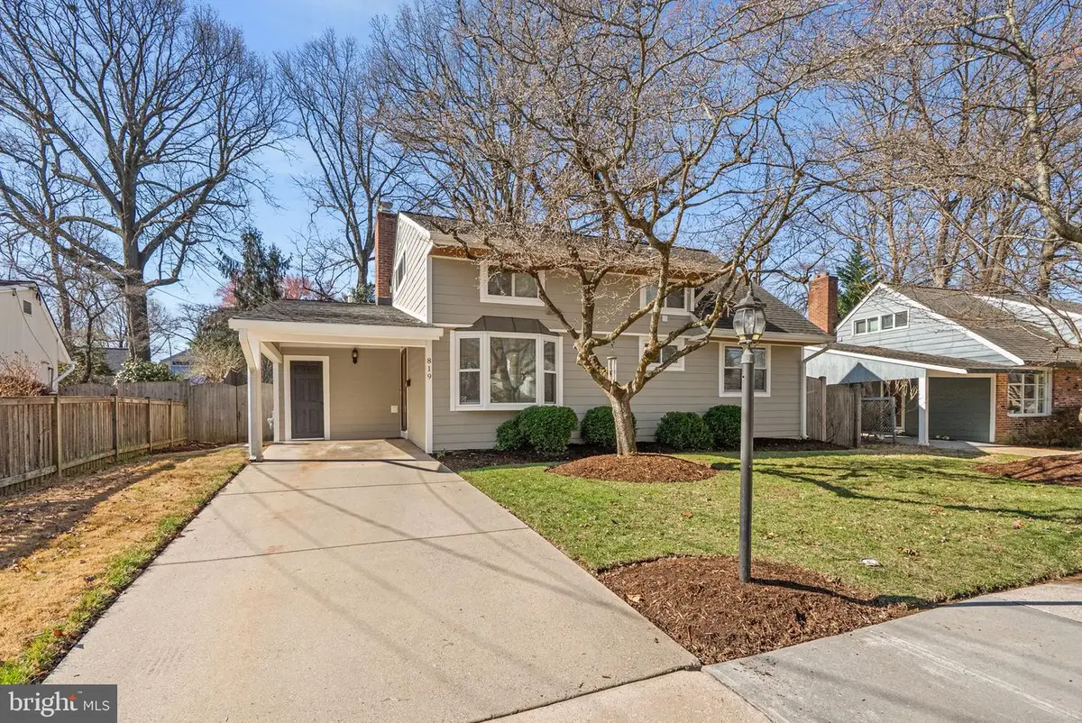 819 Brice Rd, Rockville, MD 20852 - #1