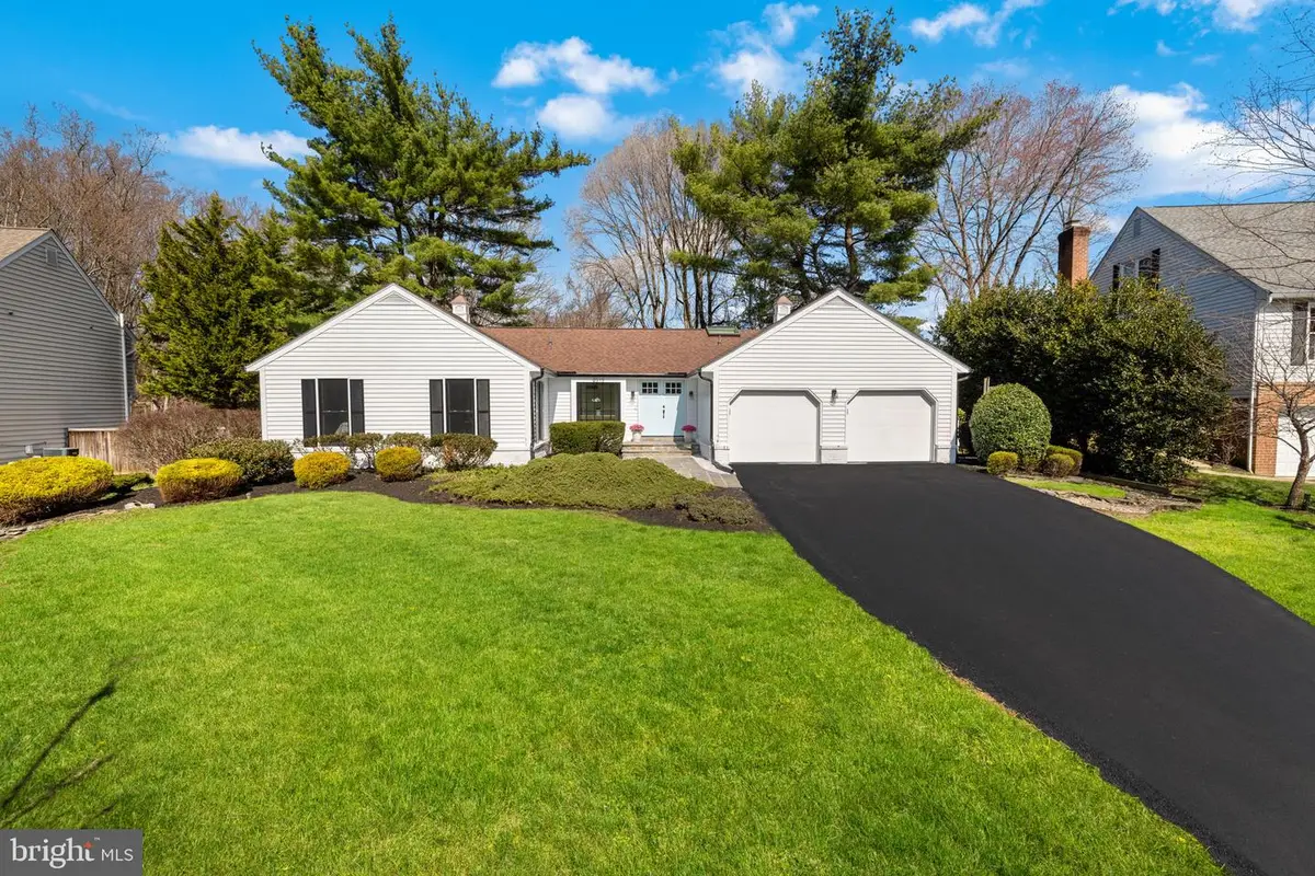 9313 Copenhaver Dr, Potomac, MD 20854 - #1