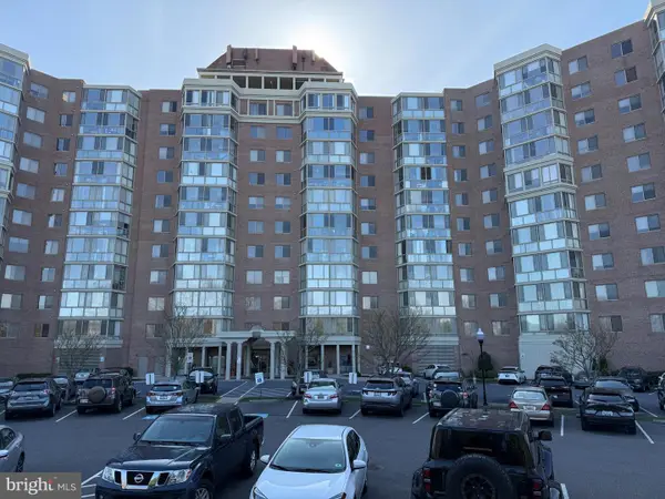 3200 N Leisure World Blvd #111, SILVER SPRING, MD 20906