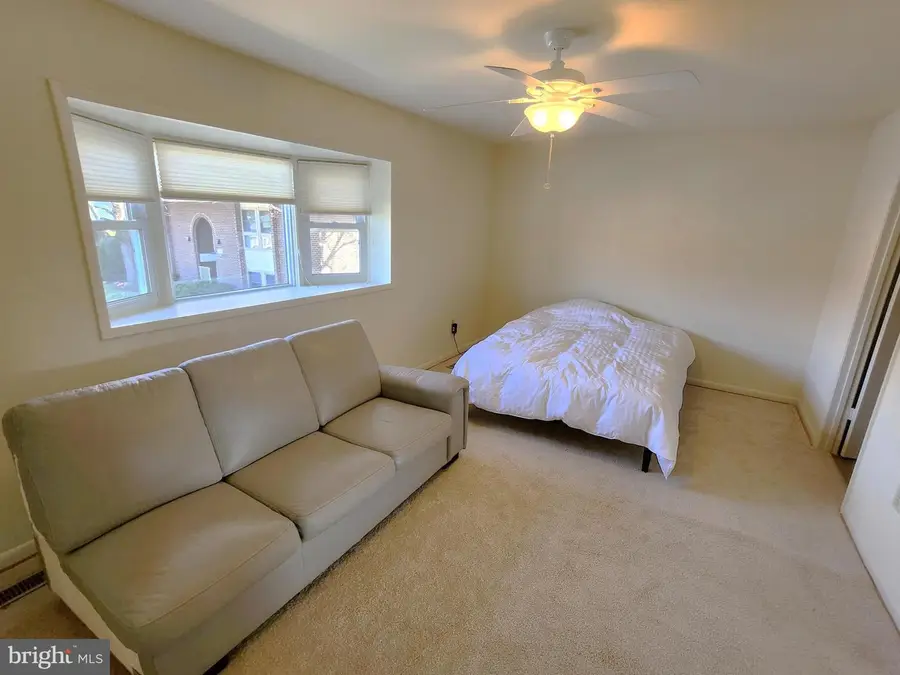 3411 S Leisure World Blvd #90-e, Silver Spring, MD 20906 - #3