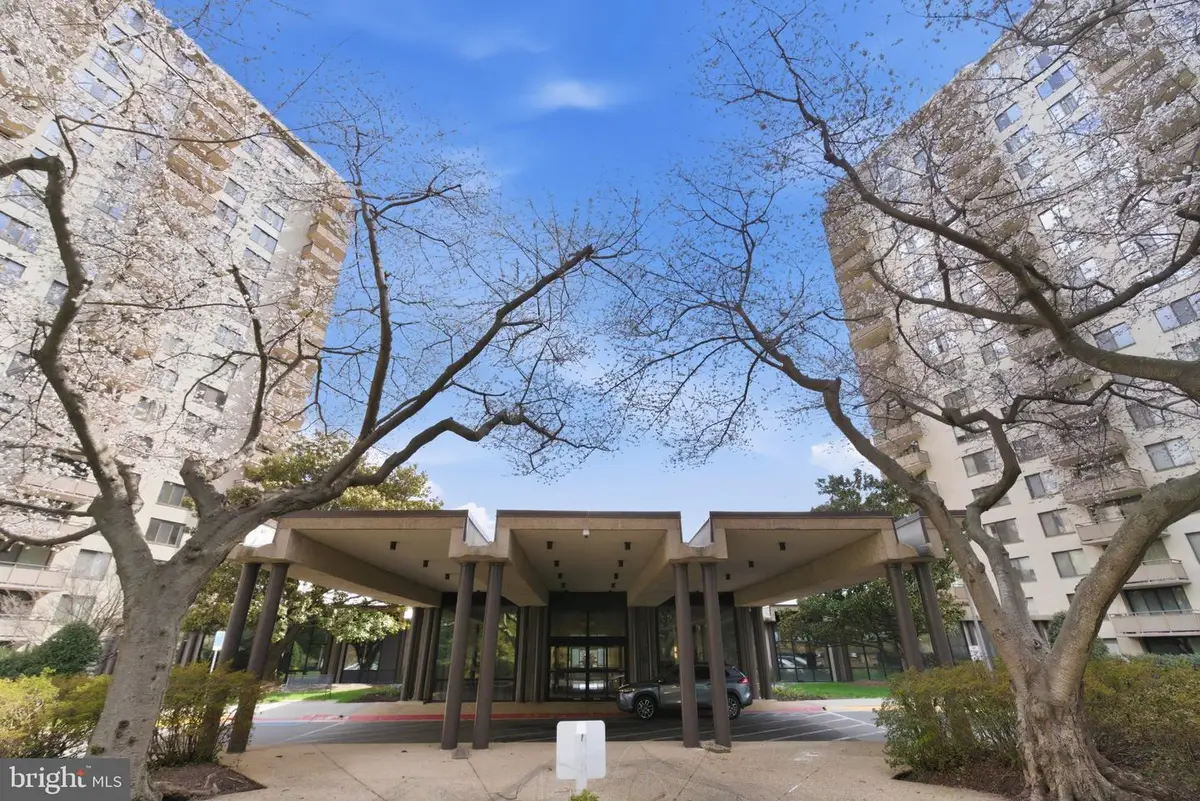 5225 Pooks Hill Rd #1323s, Bethesda, MD 20814 - #1