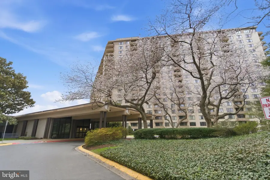 5225 Pooks Hill Rd #1323s, Bethesda, MD 20814 - #2