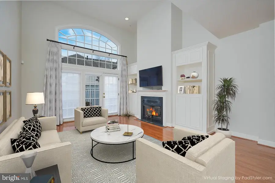 300 Lisa Oaks Way, Rockville, MD 20850 - #3