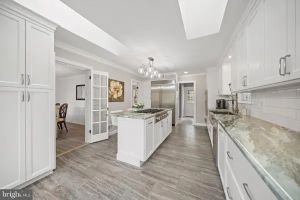 12704 Theresa Dr, SILVER SPRING, MD 20904