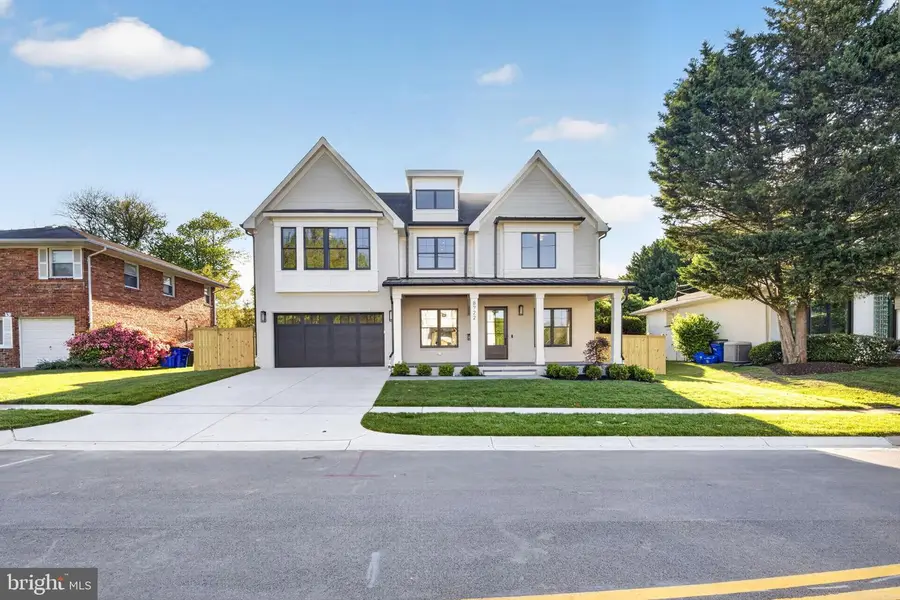 8722 Ewing Dr, Bethesda, MD 20817 - #2