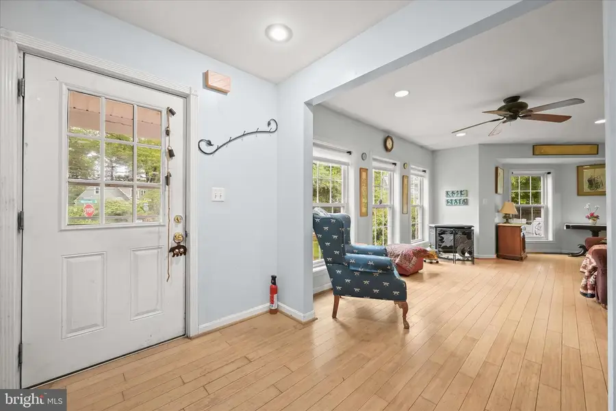301 Dale Dr, Silver Spring, MD 20910 - #2