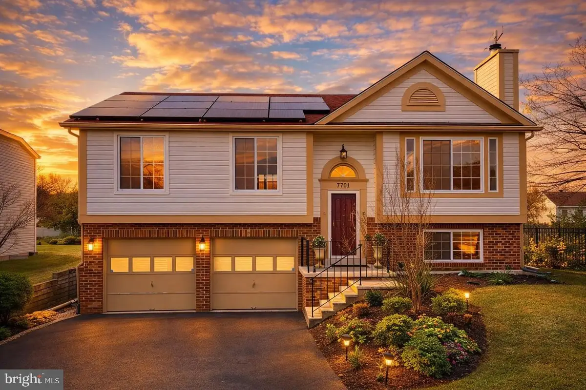 7701 Ivy Oak Dr, Gaithersburg, MD 20877 - #1