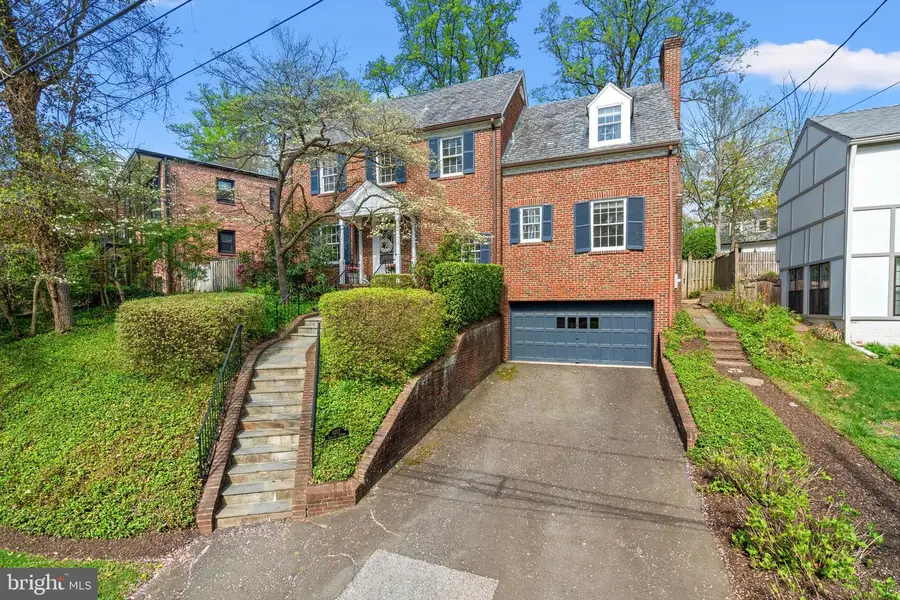 4217 Leland St, Chevy Chase, MD 20815 - #2