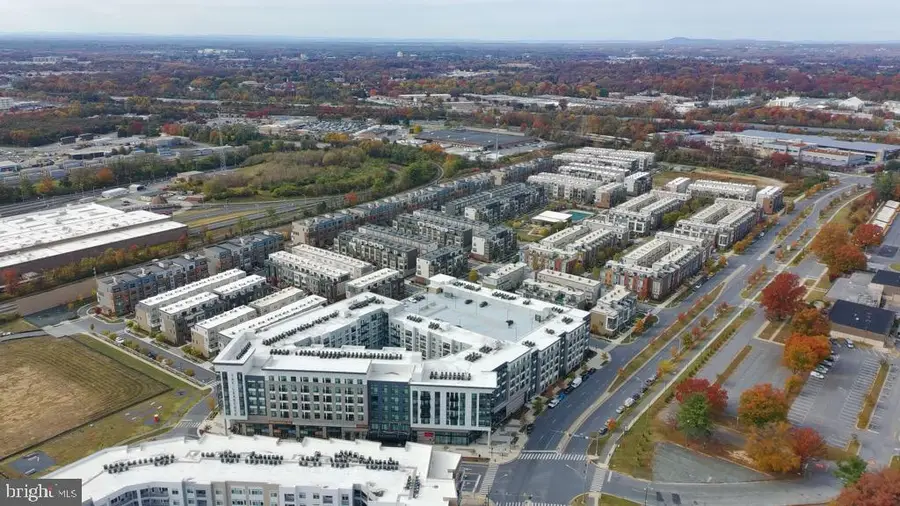 8087 Tribeca St, Rockville, MD 20855 - #2