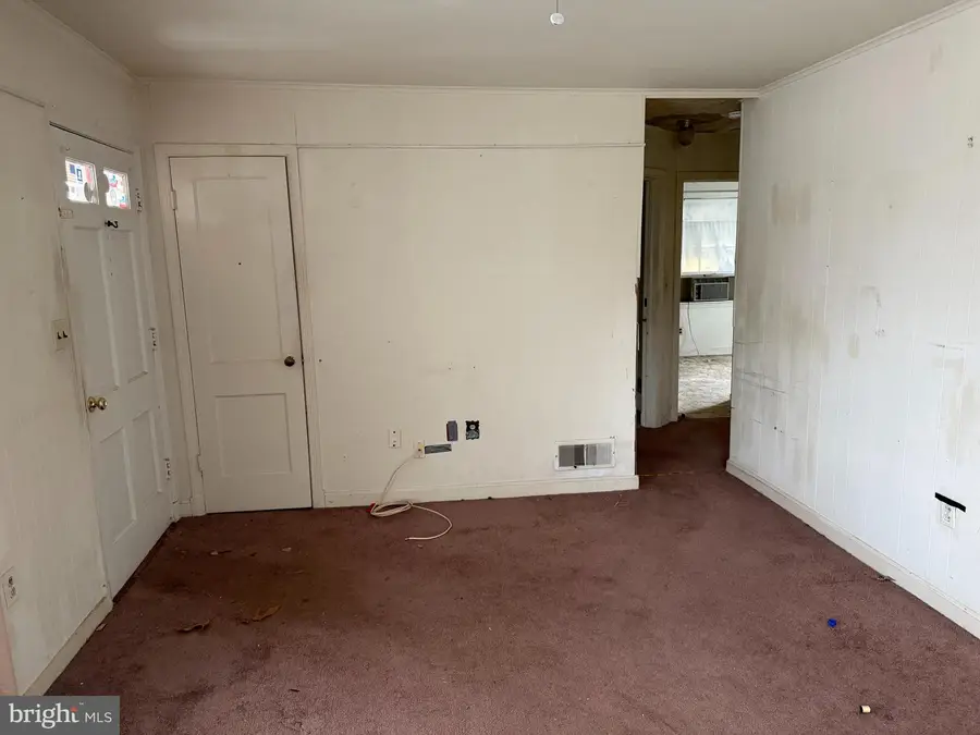 10703 Inwood Ave, Silver Spring, MD 20902 - #2