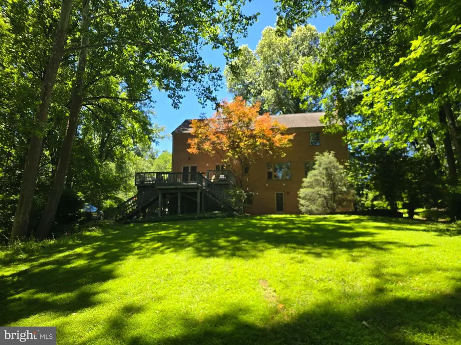 13621 Esworthy Rd, Germantown, MD 20874 - #2