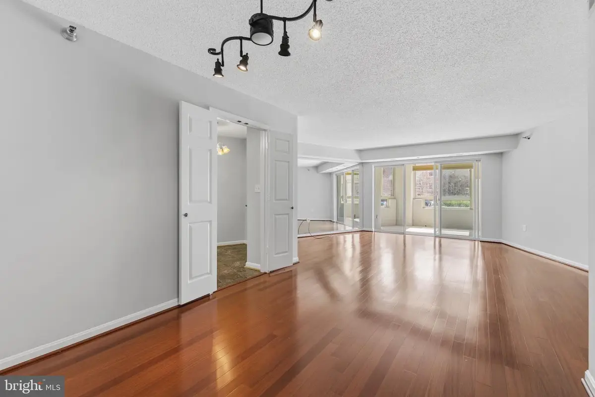 14801 Pennfield Cir #206, Silver Spring, MD 20906 - #1