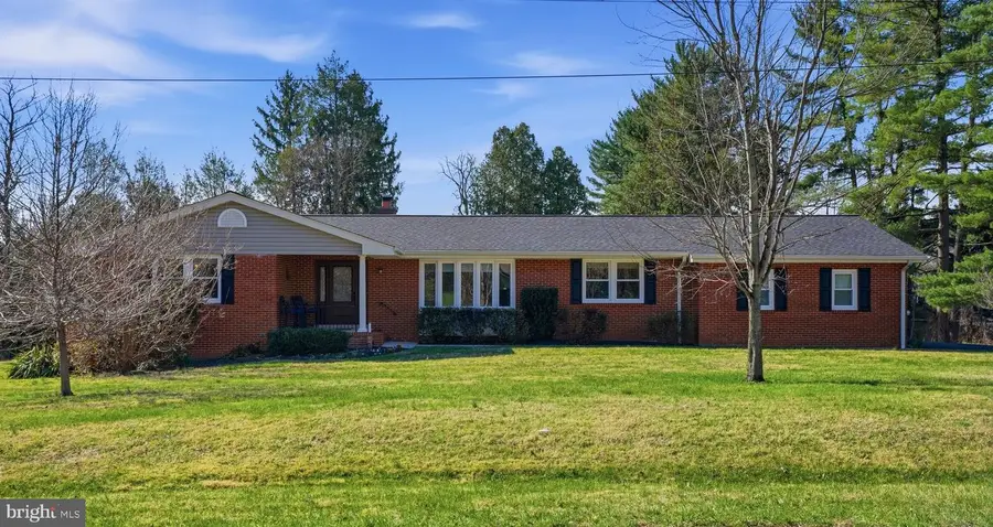 1800 Gayfields Dr, Silver Spring, MD 20906 - #2