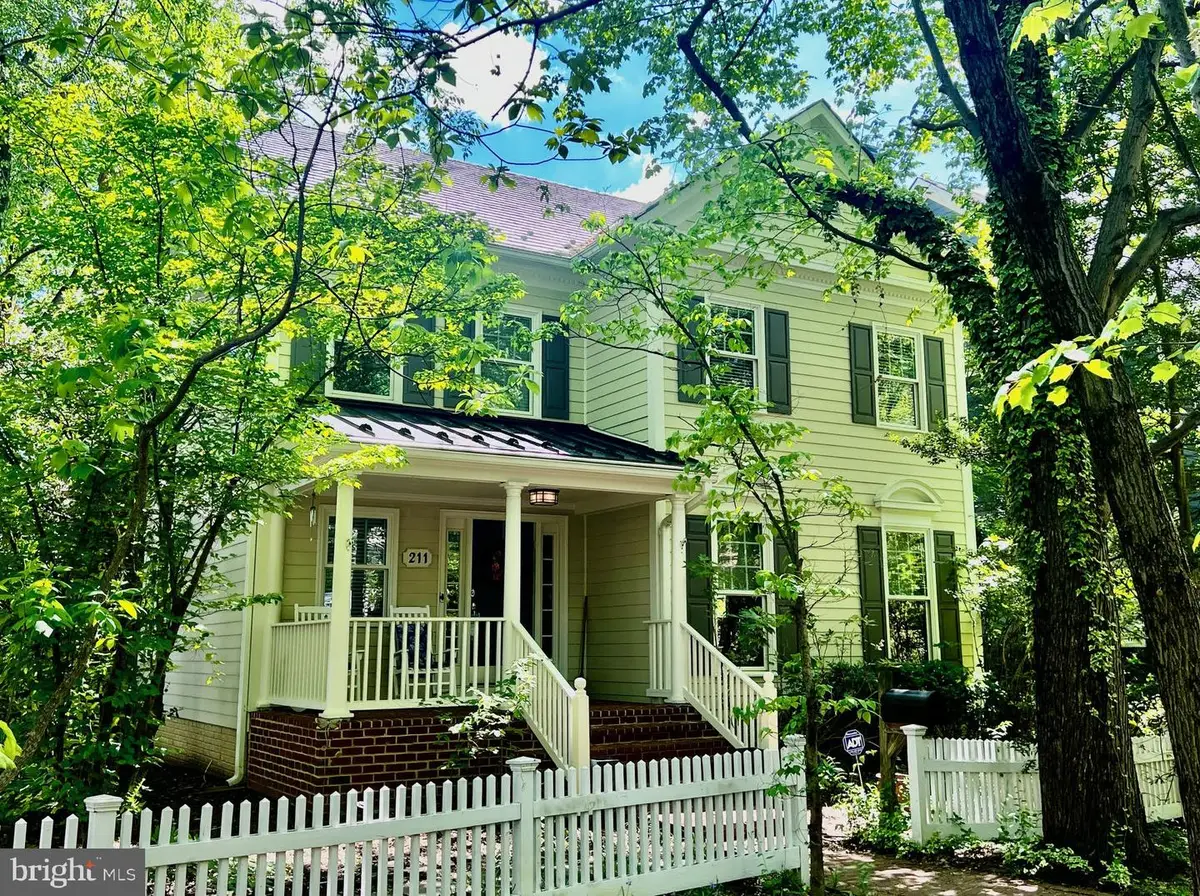 211 Holmard St, Gaithersburg, MD 20878 - #1