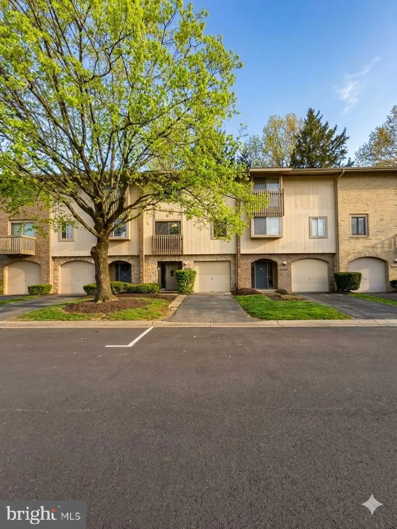 19528 Brassie Pl #13g, Montgomery Village, MD 20886 - #1