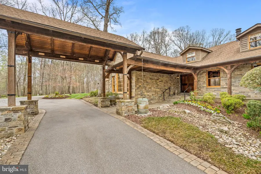 10204 Bentcross Dr, Potomac, MD 20854 - #2