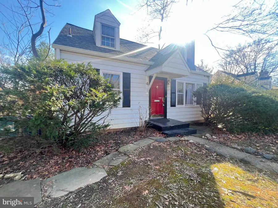 3306 Jones Bridge Rd, Chevy Chase, MD 20815 - #2