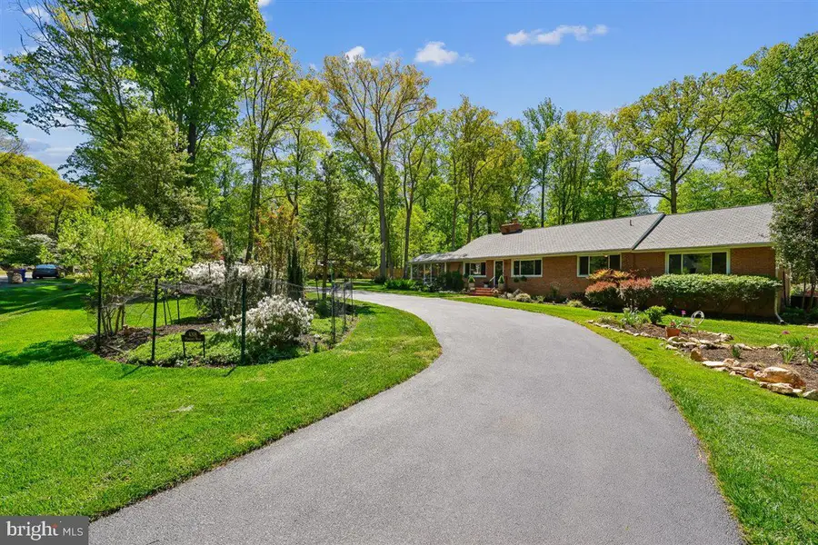 4318 Pinetree Rd, Rockville, MD 20853 - #3