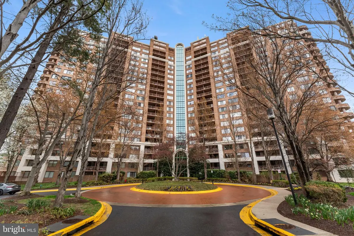 10101 Grosvenor Pl #1808, Rockville, MD 20852 - #1