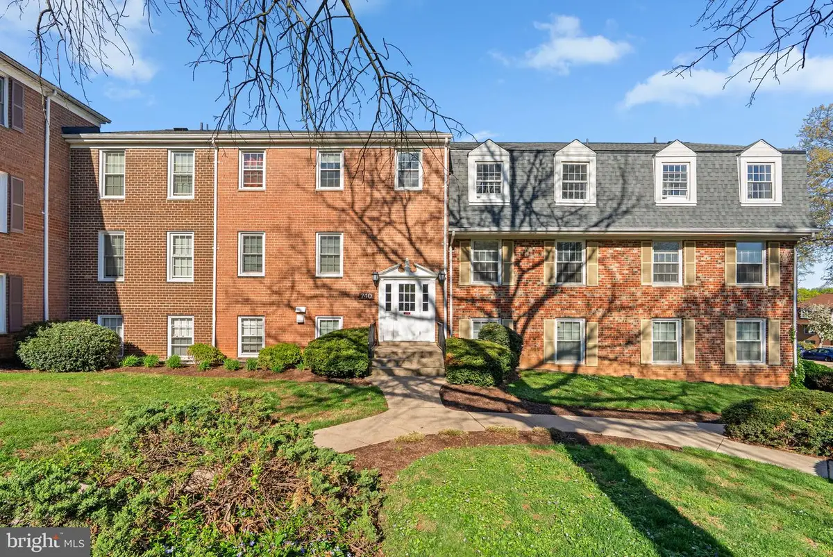 740 Quince Orchard Blvd #102, Gaithersburg, MD 20878 - #1