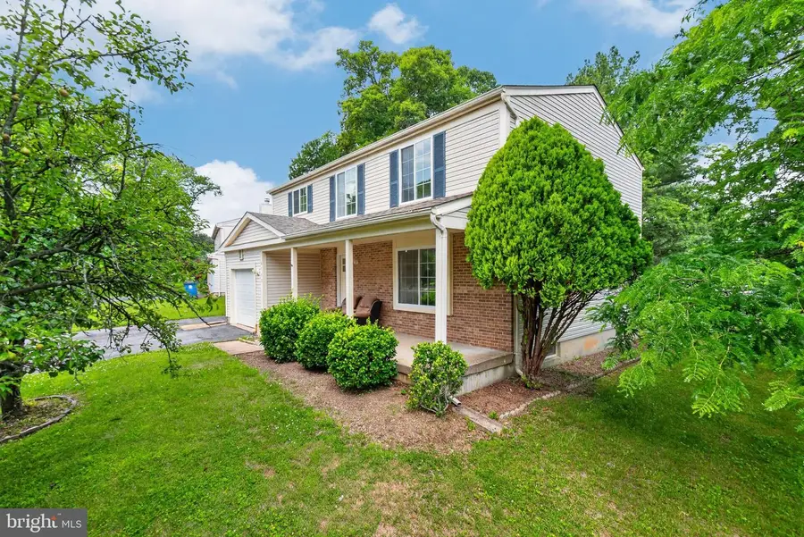 8113 Brucar Ct, Gaithersburg, MD 20877 - #2