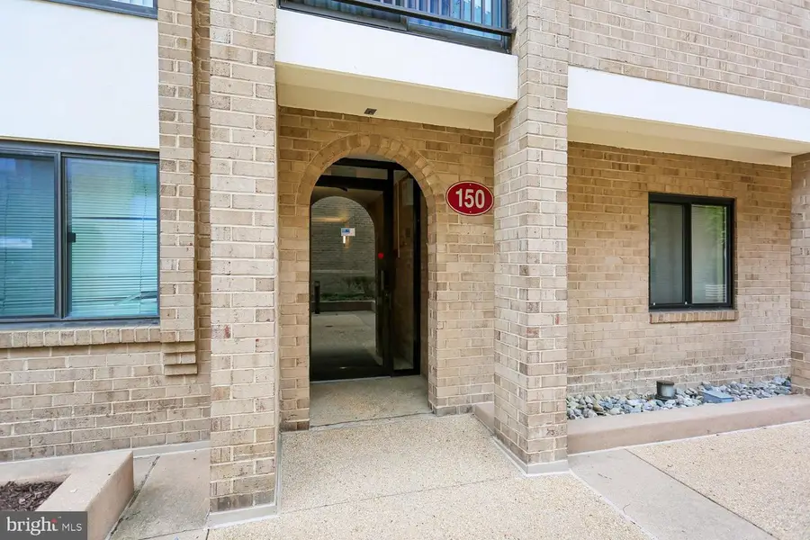 150 Monroe St #302, Rockville, MD 20850 - #3
