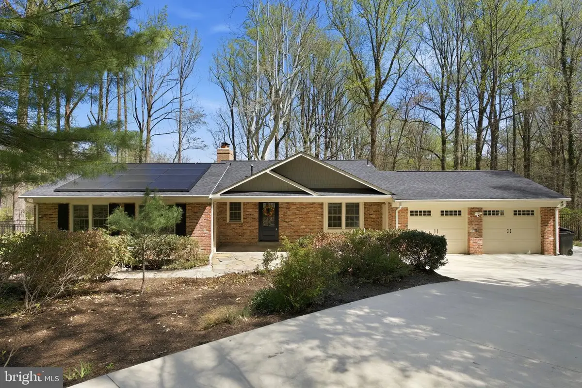 22 Brinkwood Rd, Brookeville, MD 20833 - #1