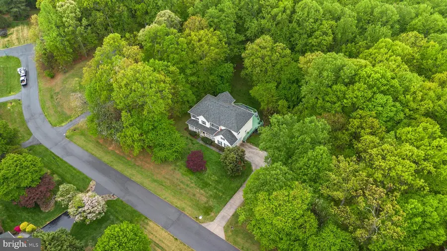 19006 Raines Dr, Derwood, MD 20855 - #2