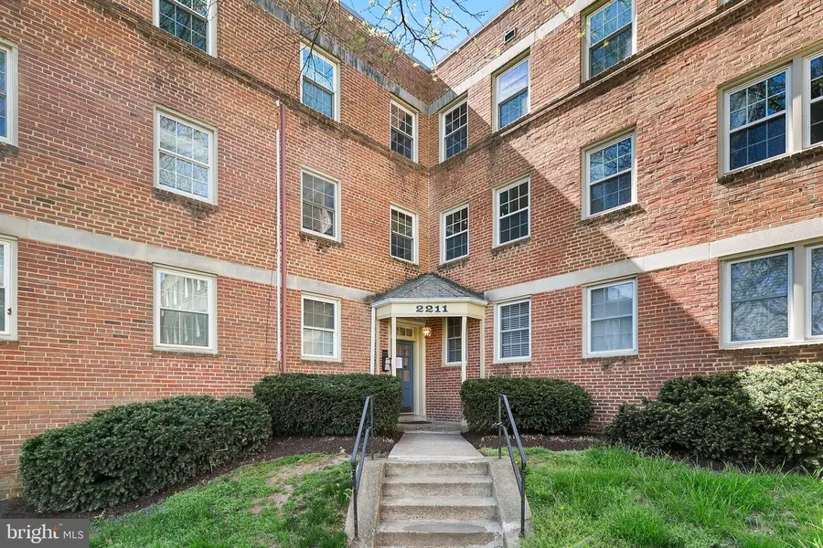 2211 Washington Ave #303, Silver Spring, MD 20910 - #2