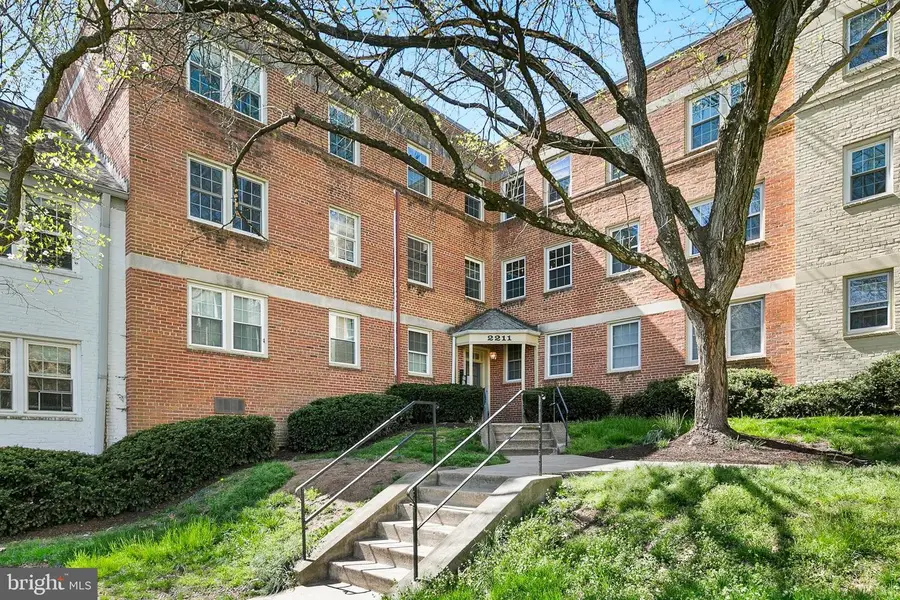 2211 Washington Ave #303, Silver Spring, MD 20910 - #3