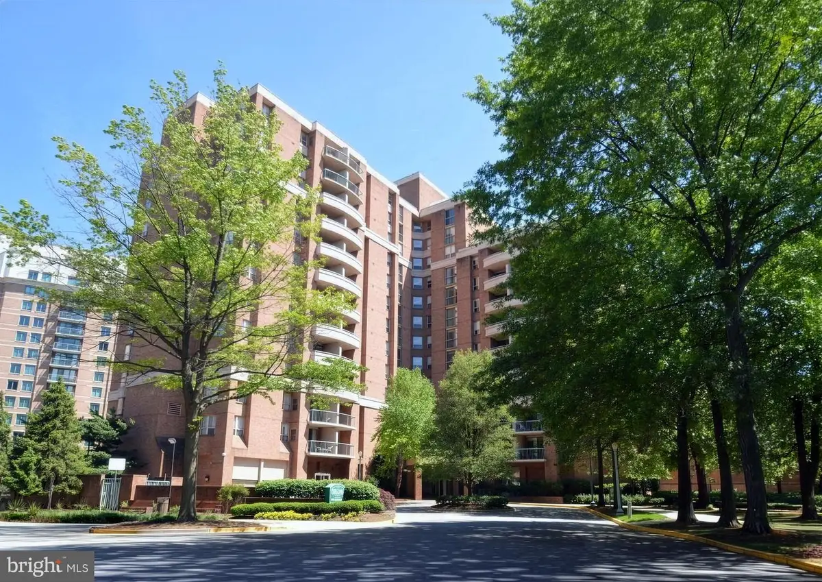 4808 Moorland Ln #701, Bethesda, MD 20814 - #1