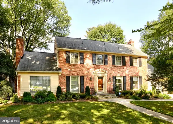 6933 Race Horse Ln, NORTH BETHESDA, MD 20852