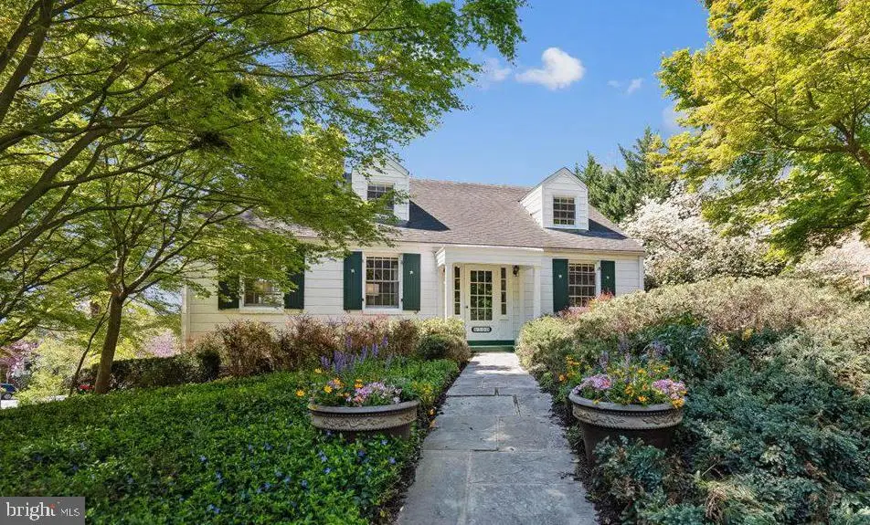 6500 Brookes Hill Ct, Bethesda, MD 20816 - #1