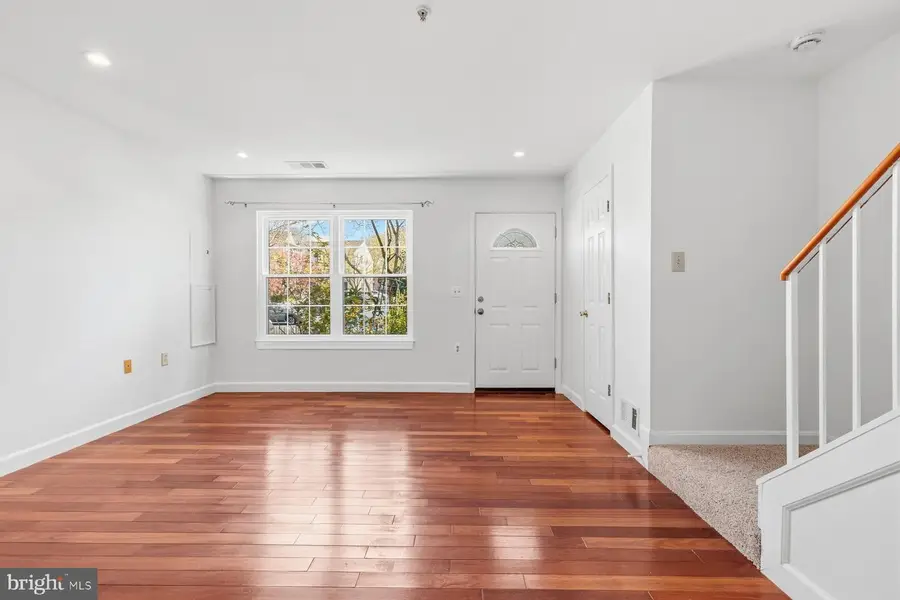 13860 Crosstie Dr, Germantown, MD 20874 - #3