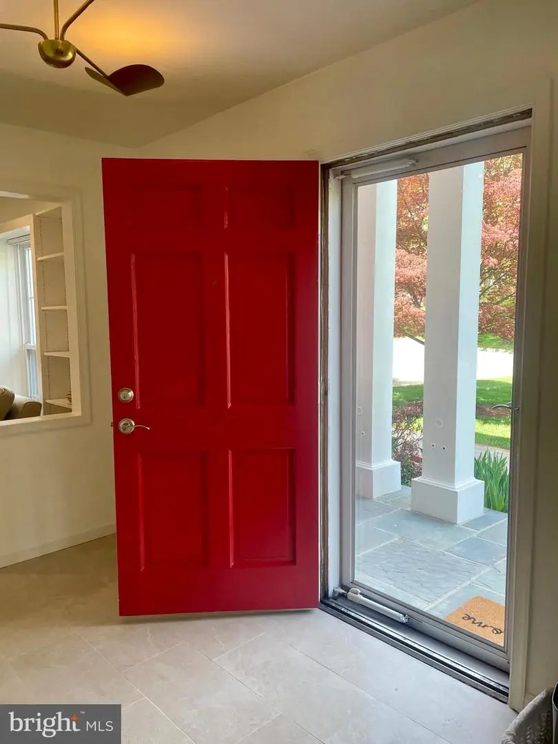 11060 Powder Horn Dr, Potomac, MD 20854 - #3