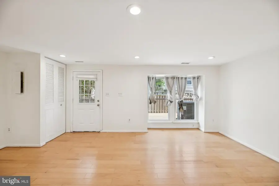 418 Legato Ter, Silver Spring, MD 20901 - #2