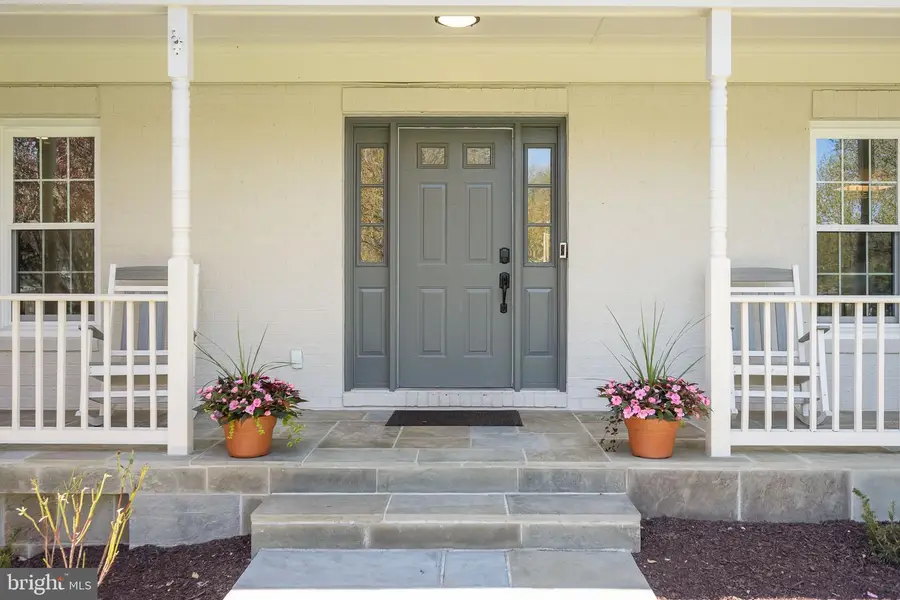 20116 Sweet Meadow Ln, Gaithersburg, MD 20882 - #3