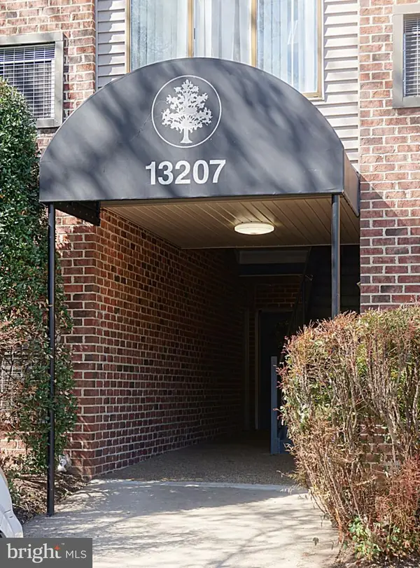 Chalet Dr, GERMANTOWN, MD 20874