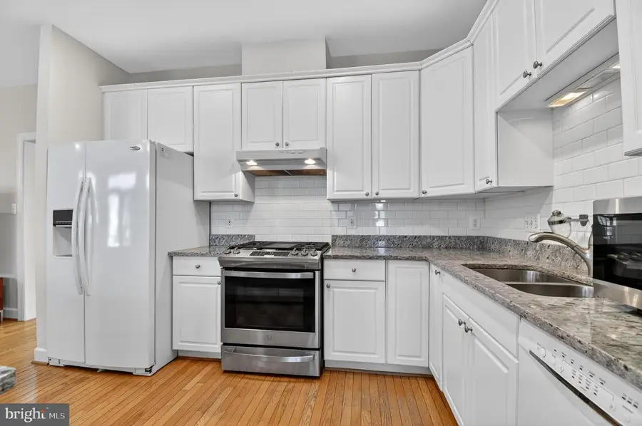 8439 Bells Ridge Ter, Potomac, MD 20854 - #2