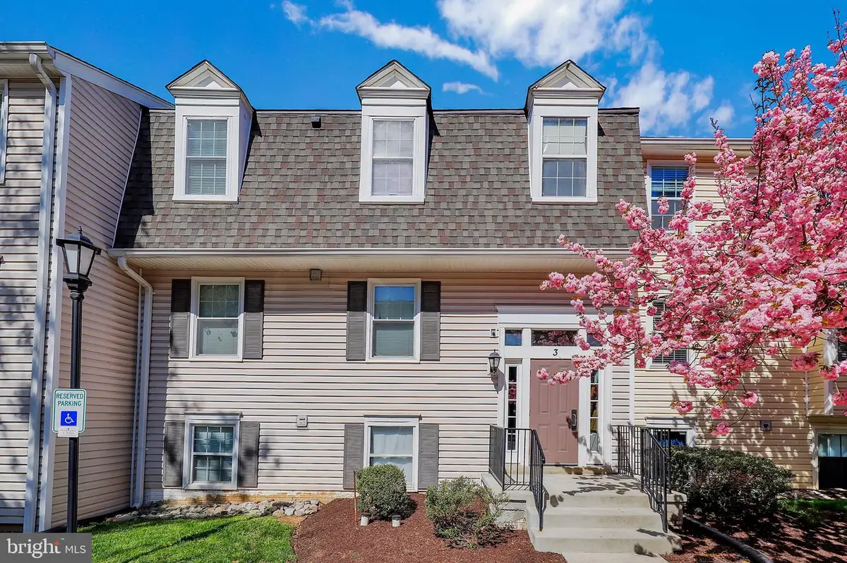 3 Pickering Ct #202, Germantown, MD 20874 - #1