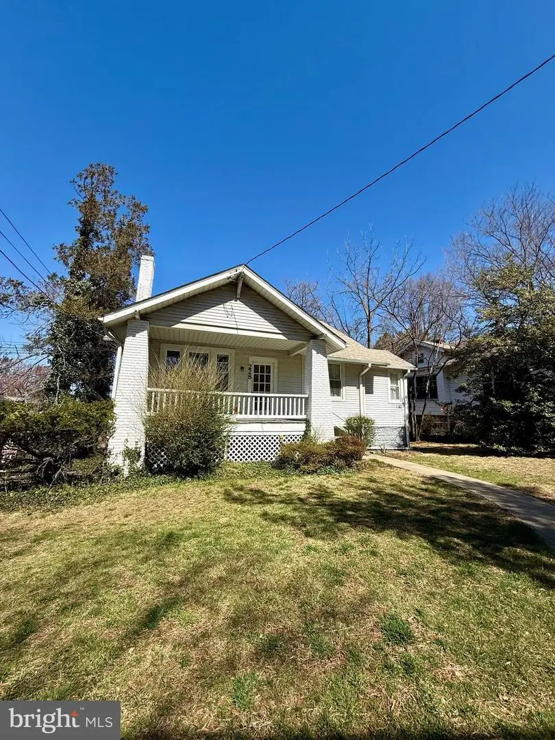 228 Manor Cir, Takoma Park, MD 20912 - #1