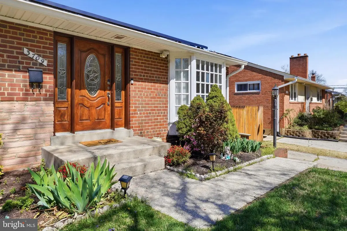 3709 Kenway St, Silver Spring, MD 20906 - #1