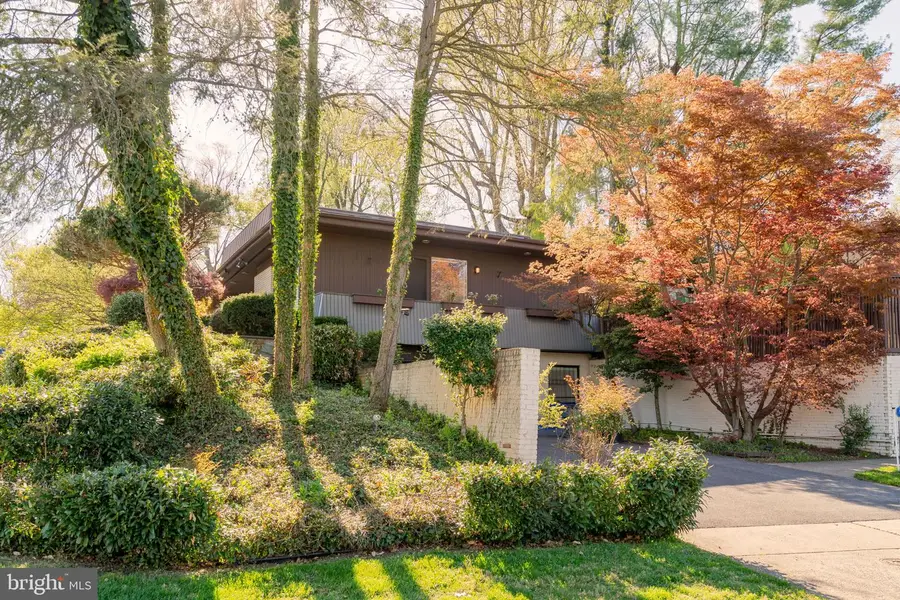 3201 Pauline Dr, Chevy Chase, MD 20815 - #3