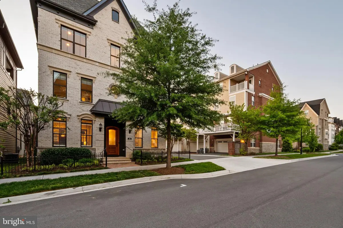 311 Strummer Ln, Gaithersburg, MD 20878 - #1