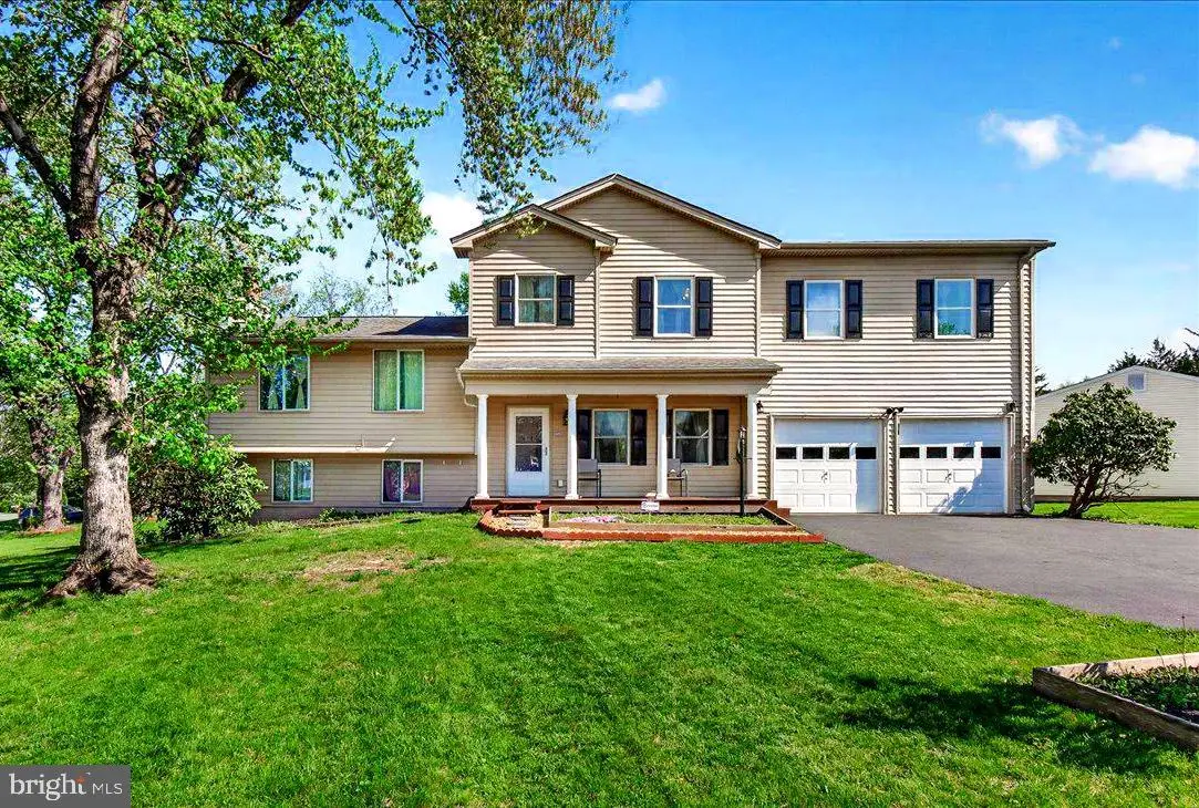 17628 Collier Cir, Poolesville, MD 20837 - #1