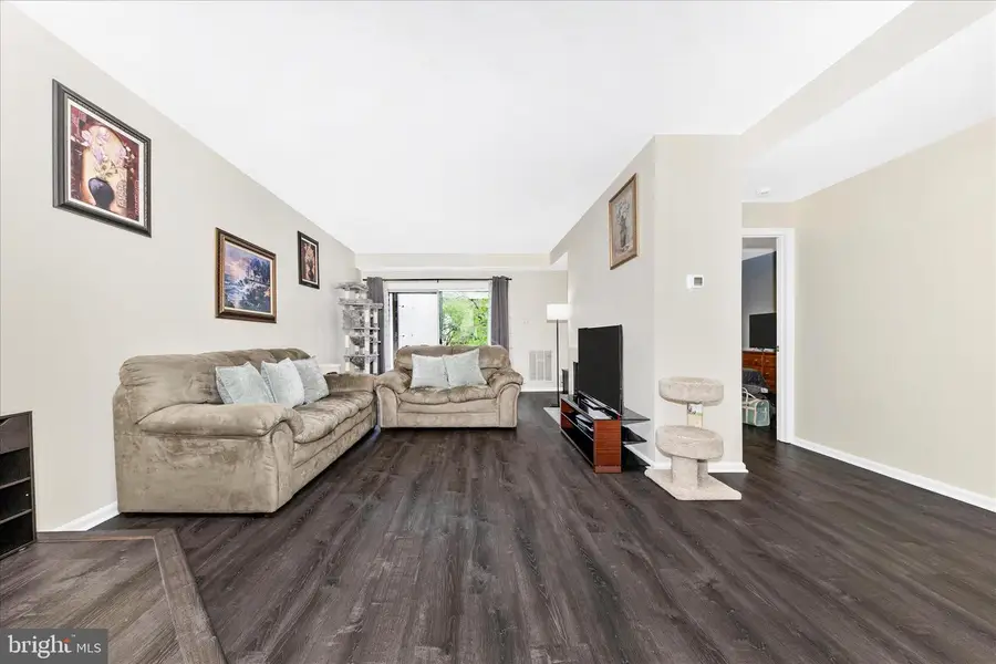 20319 Beaconfield Terrace #2, Germantown, MD 20874 - #2